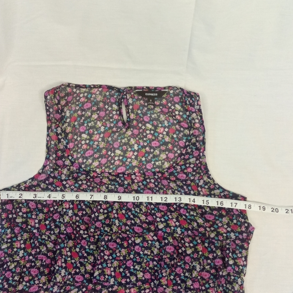 Express Sheer Ruffled Floral Tank Size Small - Picture 7 of 8